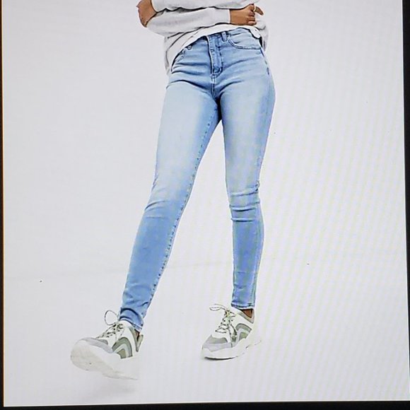 AMERICAN EAGLE super stretch jegging. jeans. - Picture 4 of 4